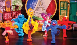 Elmo's World Tour 2014