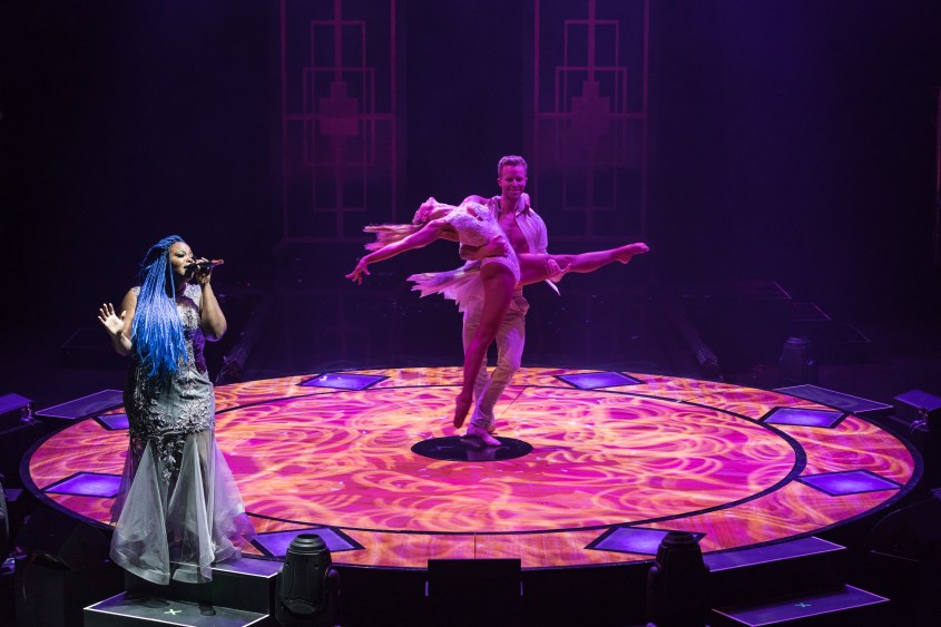 The Unbelievables_Natural Woman- Emi Secrest and dancers_credit_JacquieManning-31